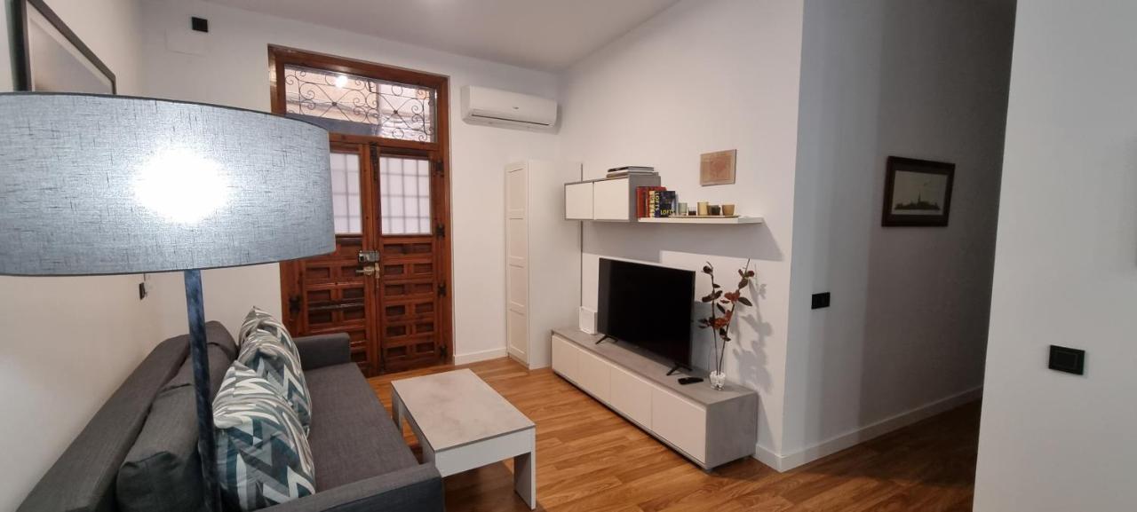 Atrium Toledo Apartment Exterior photo